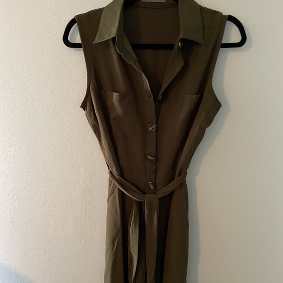 Suzy Shier Jumpsuit - Picture 6 of 12
